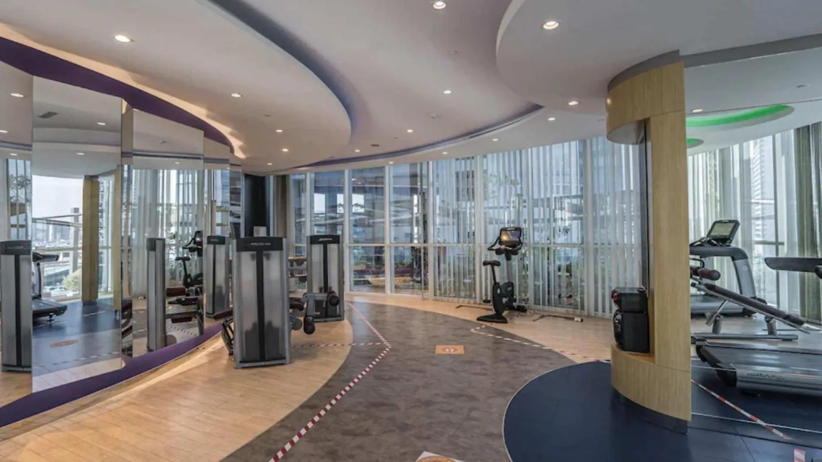 Upper Crest - Vibrant One Bedroom In Downtown Dubai United Arab Emirates
